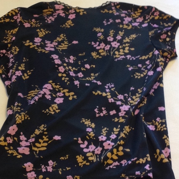 The Limited short sleeved top Size: S - Picture 4 of 5